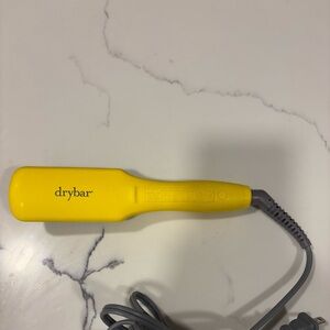 Drybar The Brush Crush Heated Straightening Baby Travel Brush